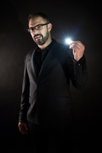 magic-yvan-light-color